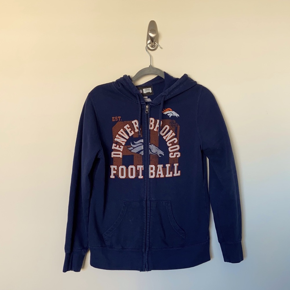 NFL apparel-Denver Broncos- Size M